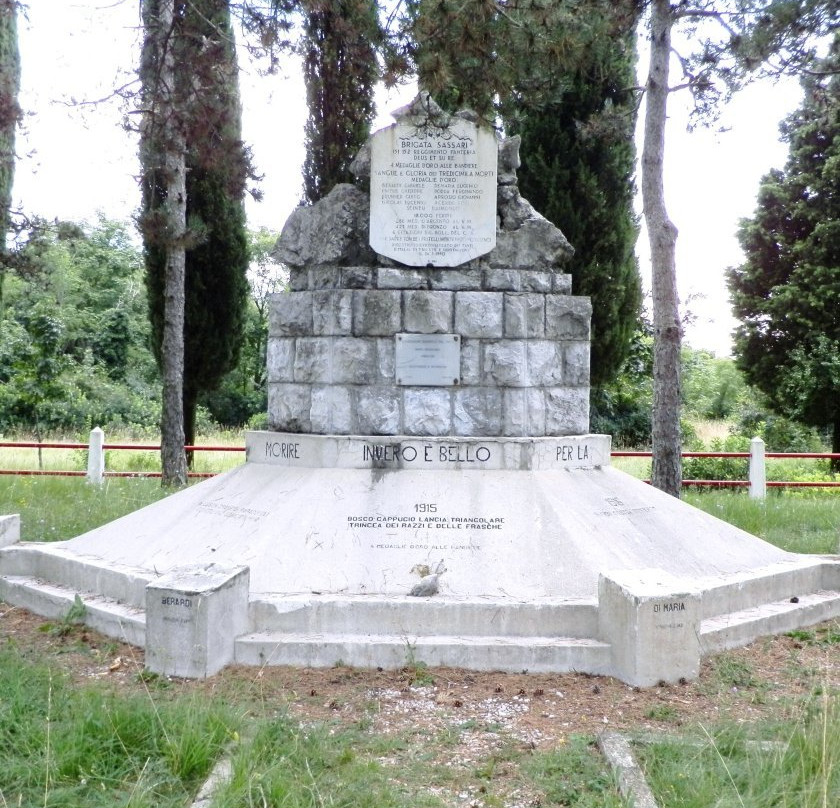 San Martino del Carso旅游景点-Cippo Brigata Sassari