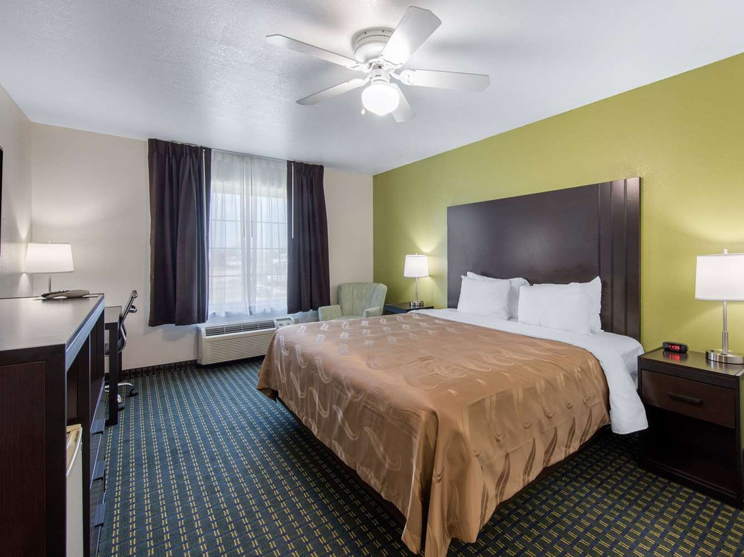 Quality Inn & Suites主图