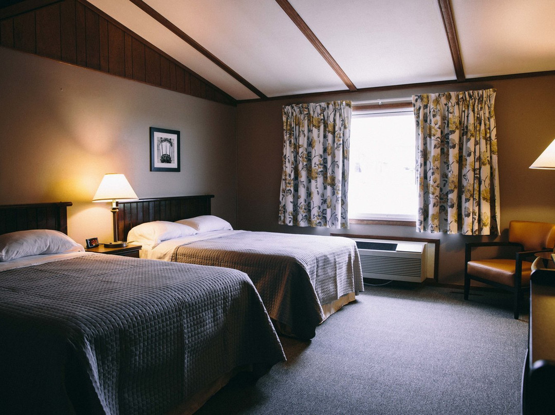 Fannies Supper Club & Motel主图