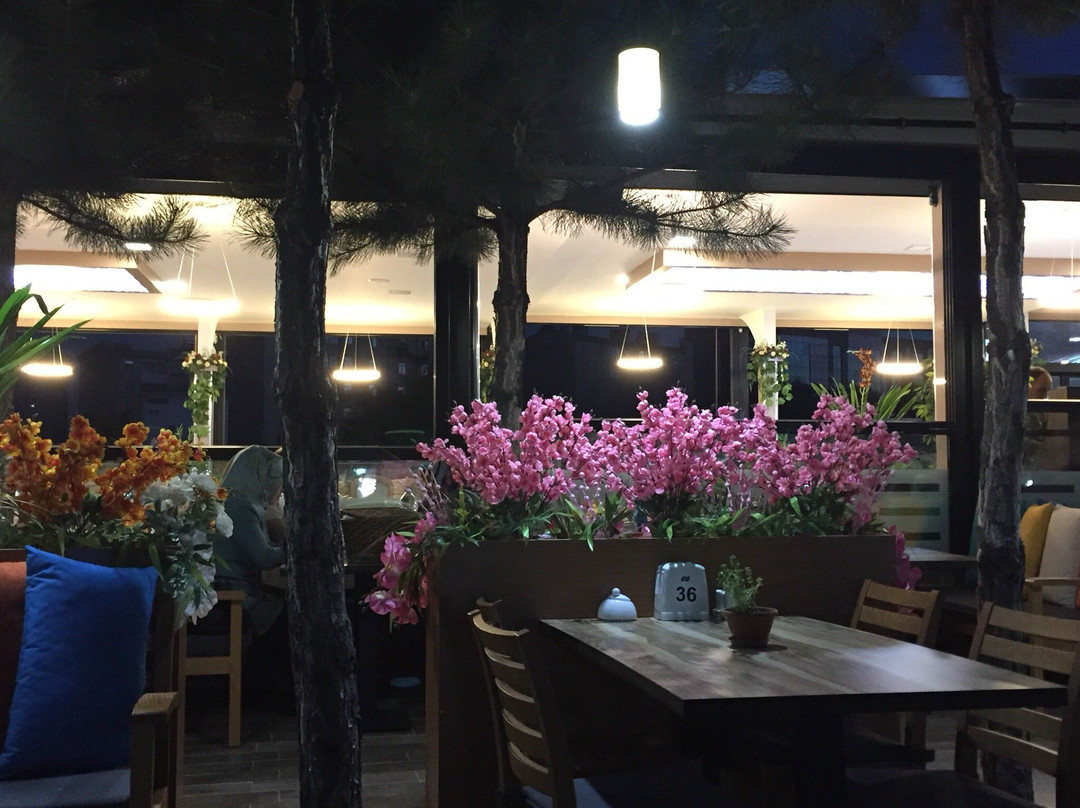 Karakocan餐馆和美食-Sogukcesme Kavurma 1965