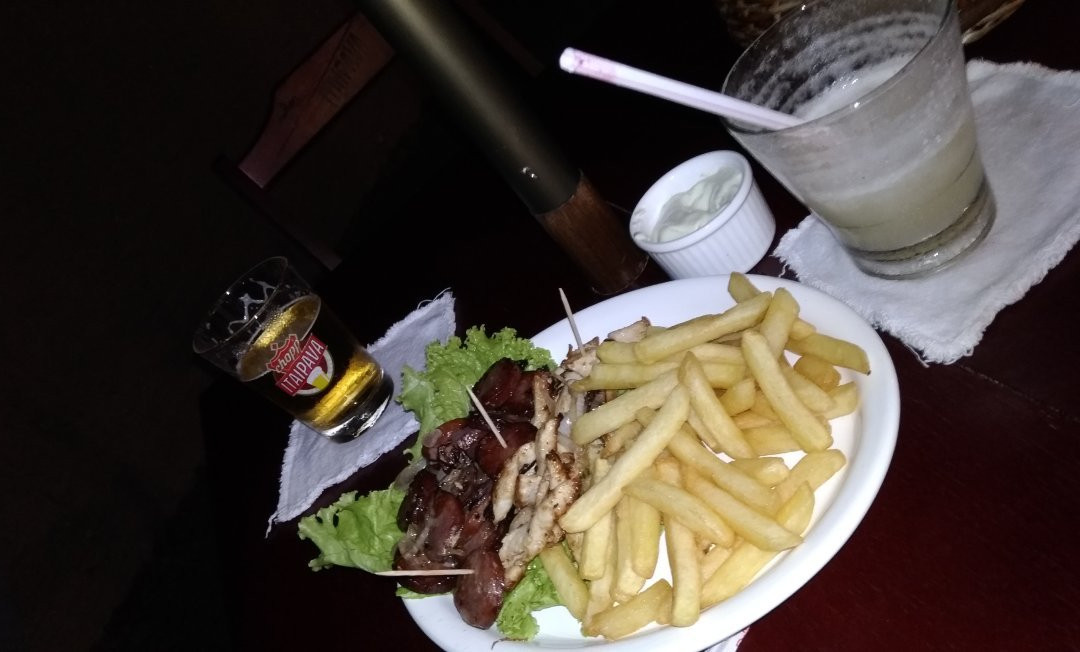 Praia do Frances餐馆和美食-Na Mira do Chopp Bar