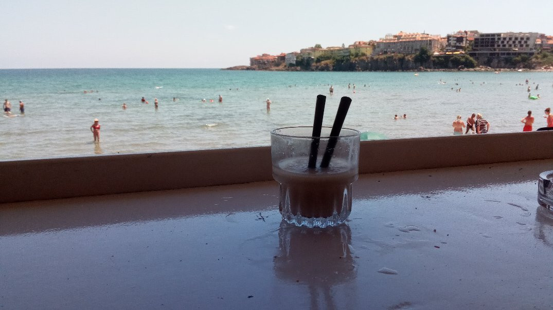 Ginny Bar - Sozopol Beach
