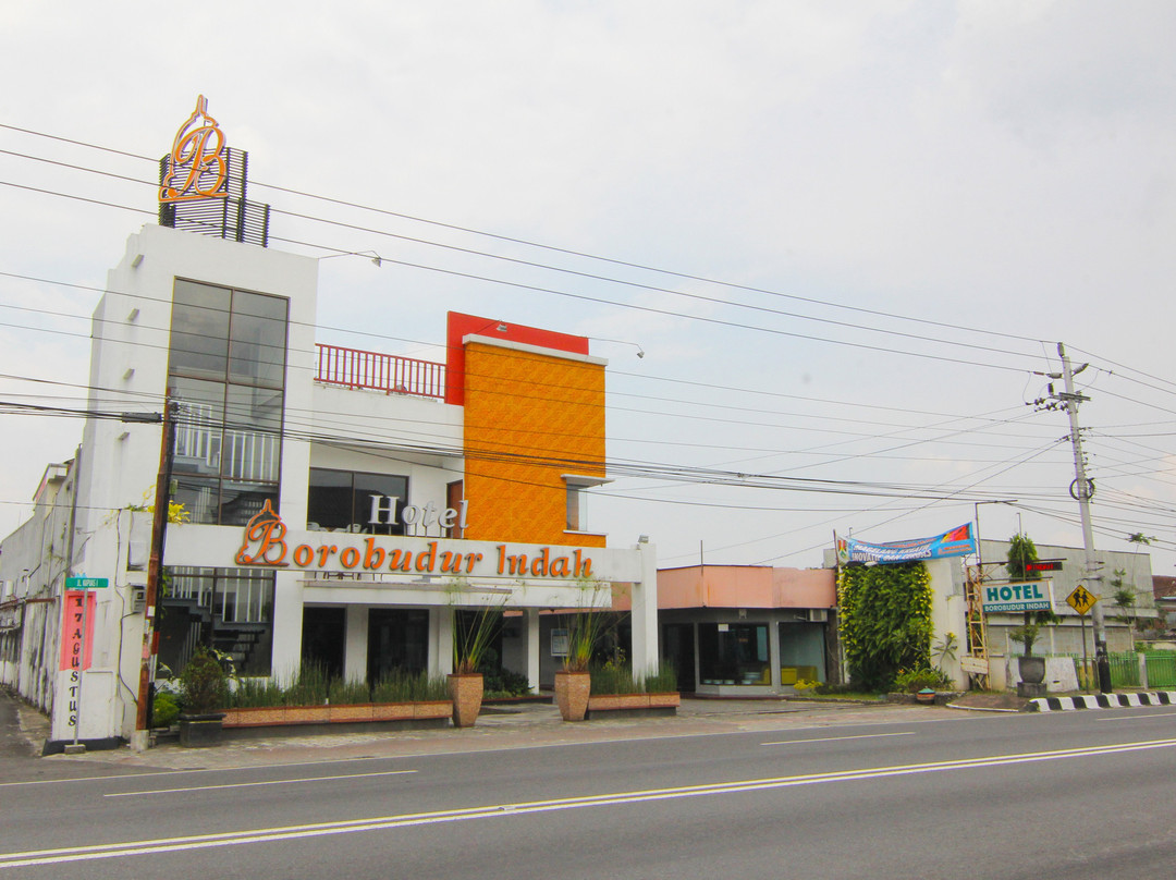 婆罗浮屠英达酒店主图