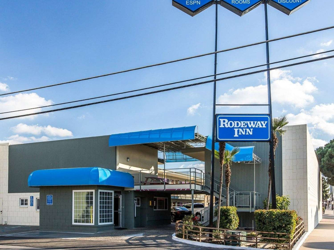 汉福德市区汽车旅馆主图