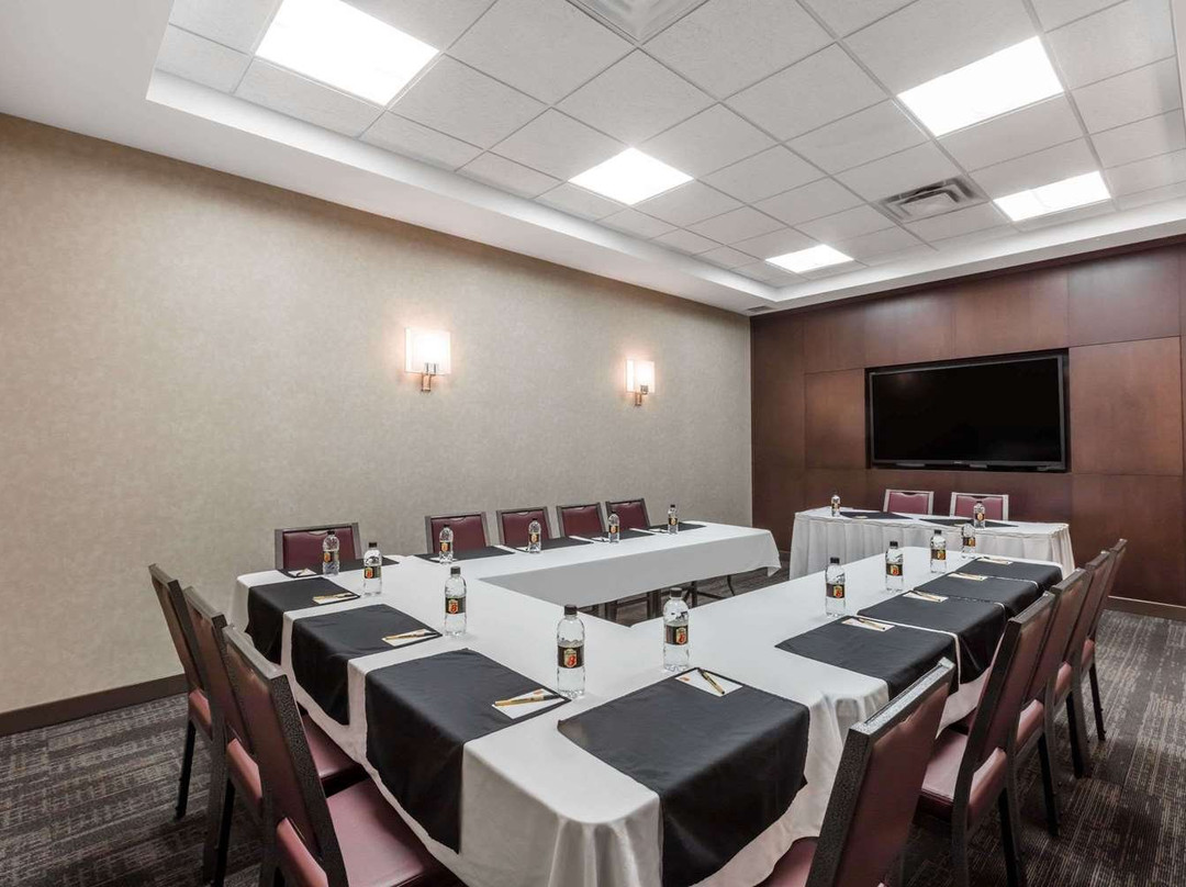 Siding 16 Lodge主图