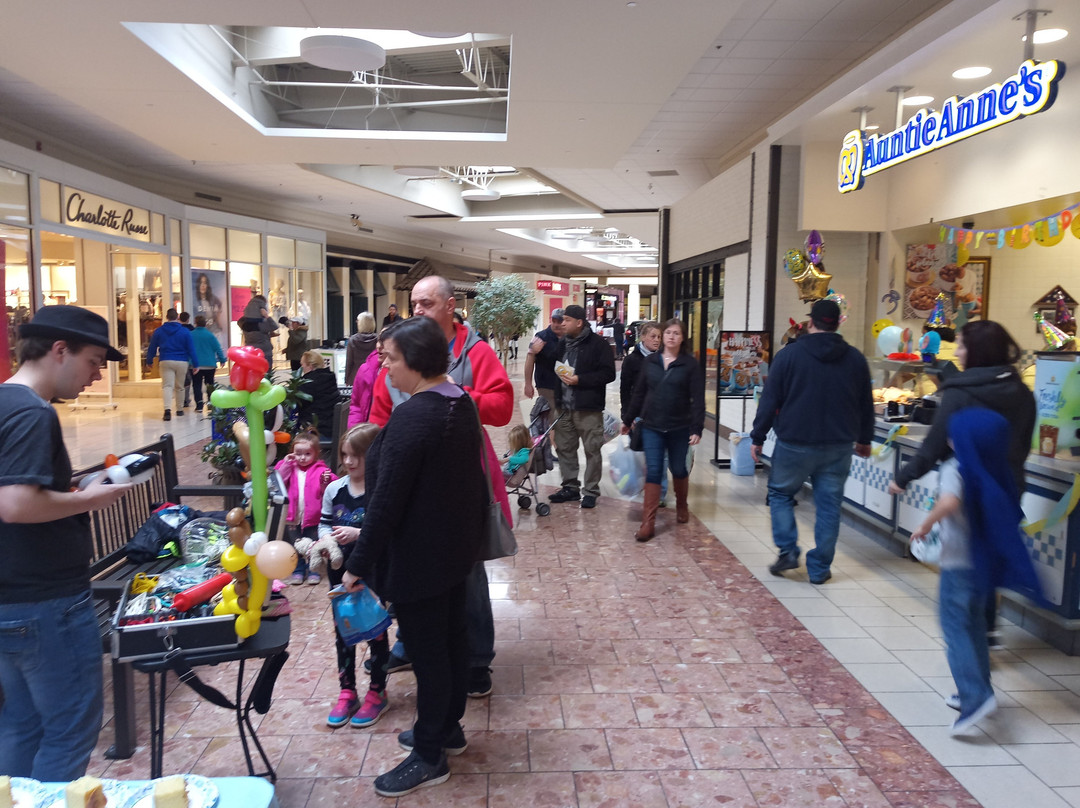 Salmon Run Mall-Watertown必去景点