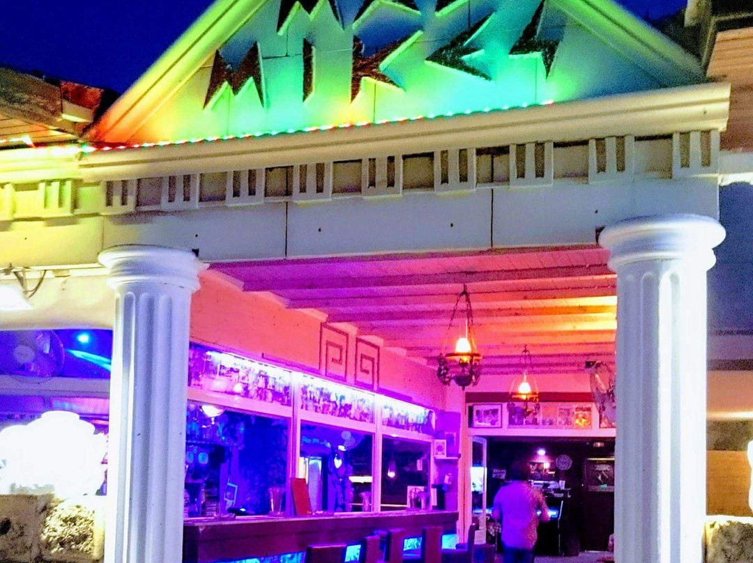 Mad Mike's Bar景点图片