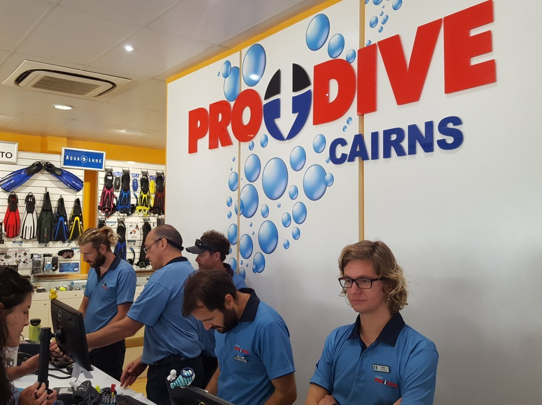 Pro Dive Cairns-凯恩斯必去景点