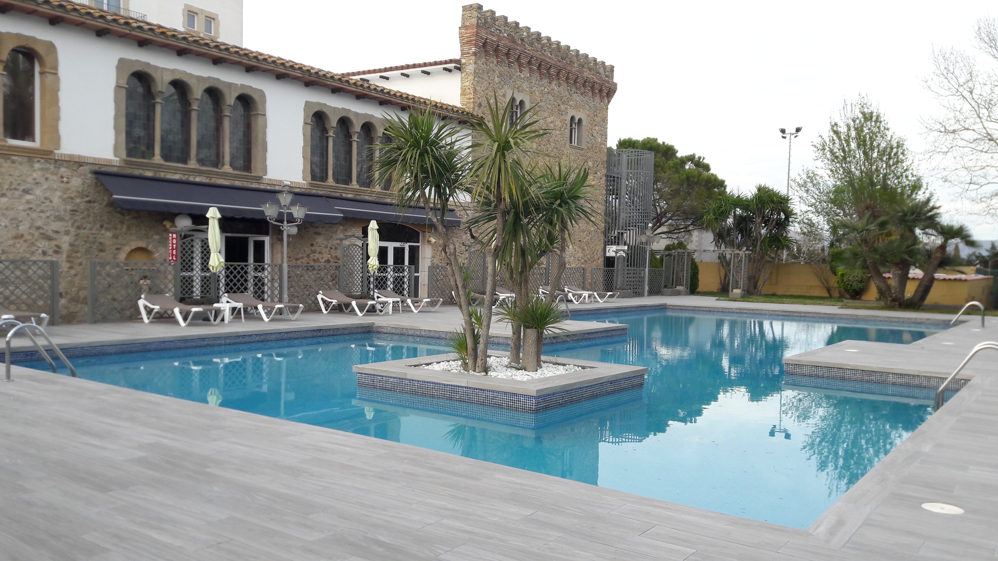 Hotel Castell Blanc-浴室