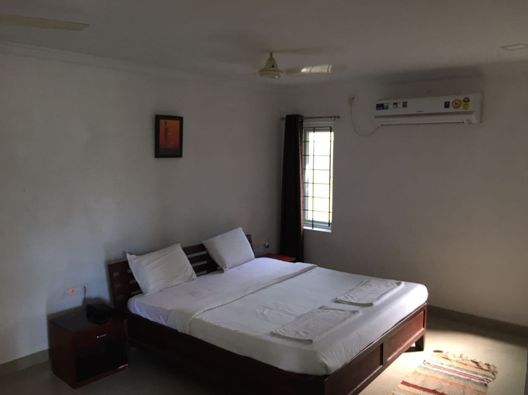 Sea Breeze Beach Resort主图