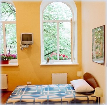 B&B Florens-官方