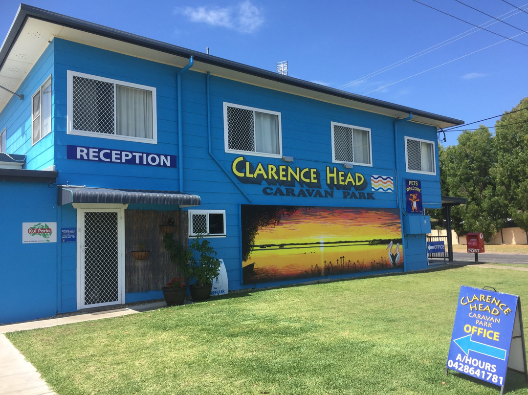 克拉伦斯角大篷车公园酒店