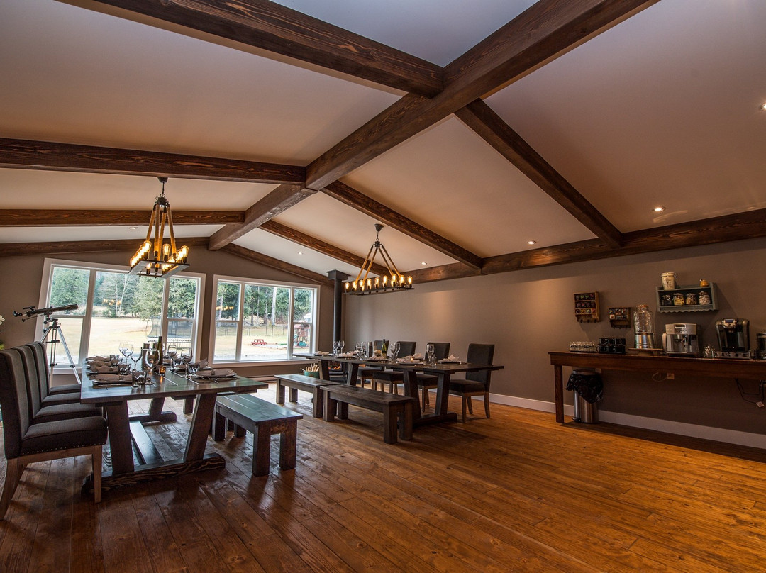 Bella Coola Eagle Lodge主图