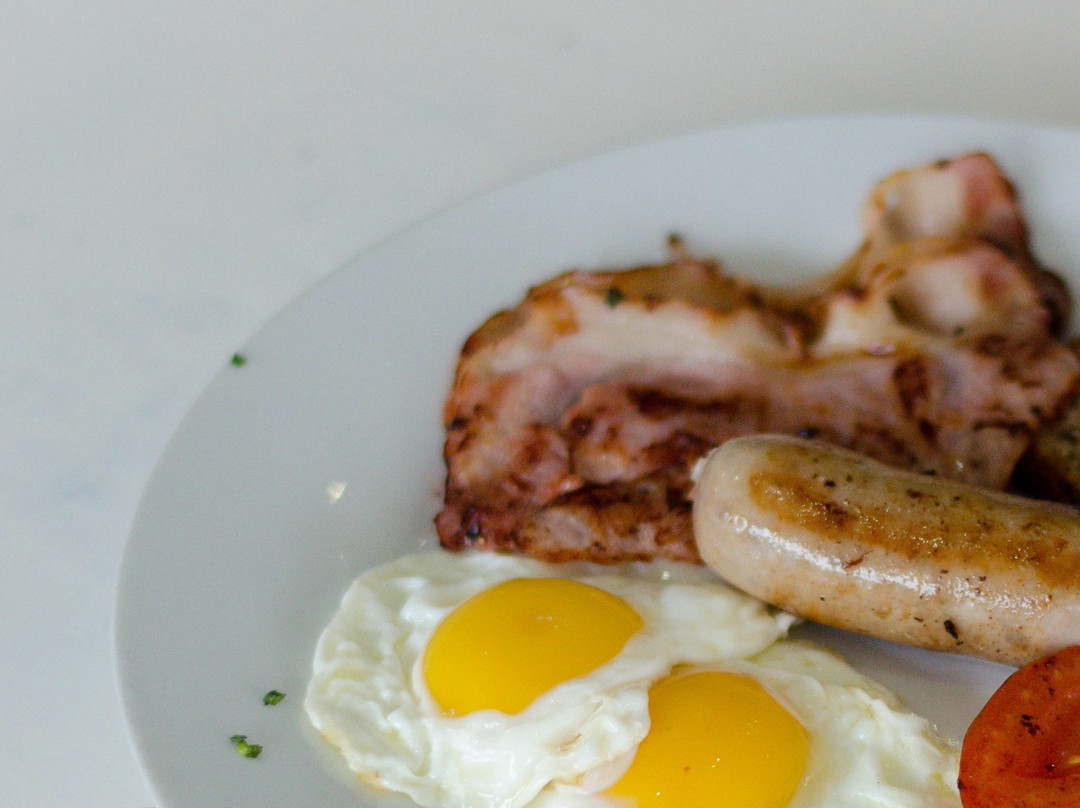 Hilton餐馆和美食-Simply Delicious