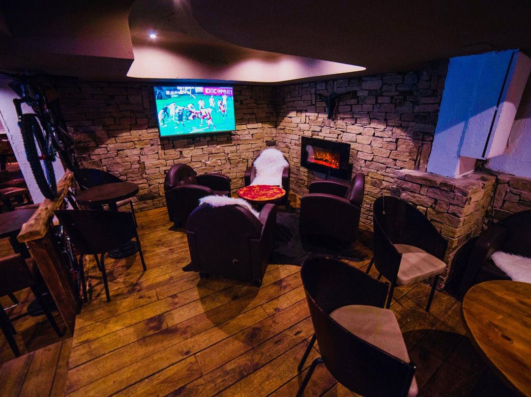 Le Playoff - Sports Bar-Saint-Chaffrey必去景点