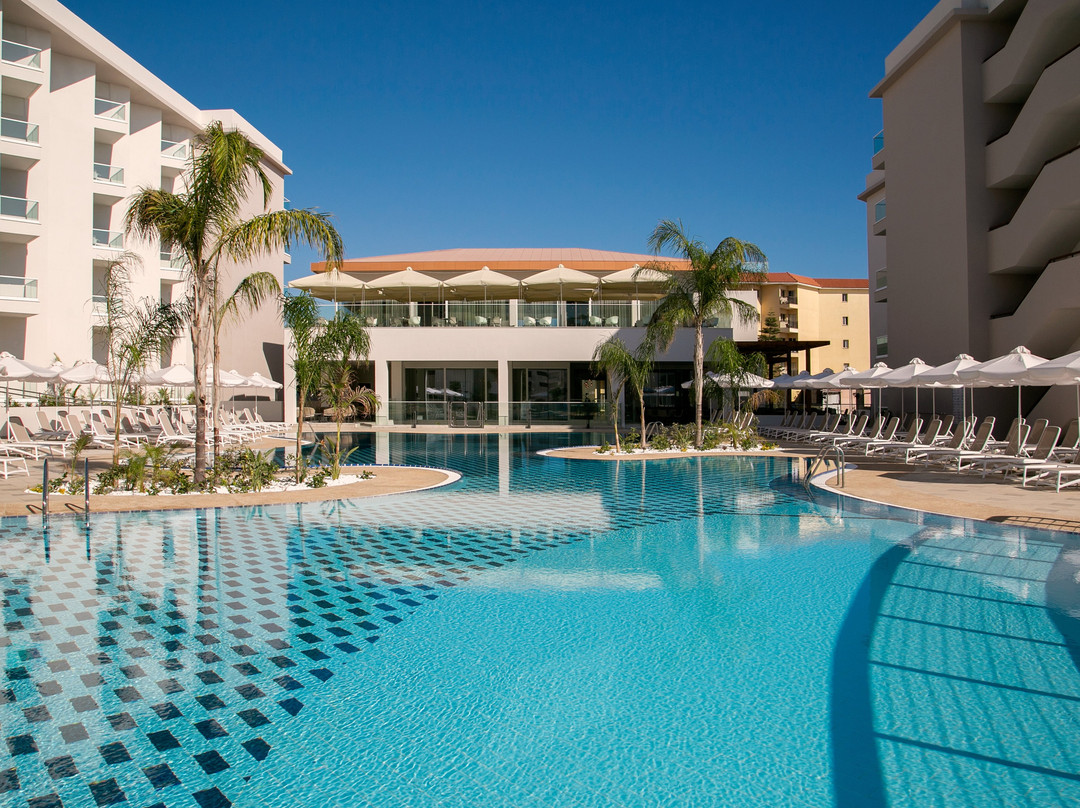 Vangelis Hotel & Suites