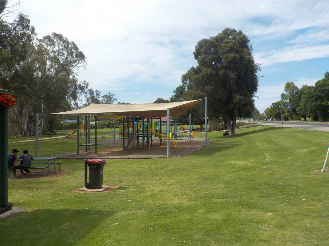 Lions Park-Tooleybuc必去景点