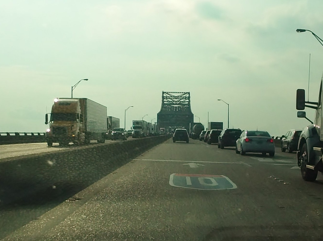 Atchafalaya Basin Bridge-巴吞鲁日必去景点