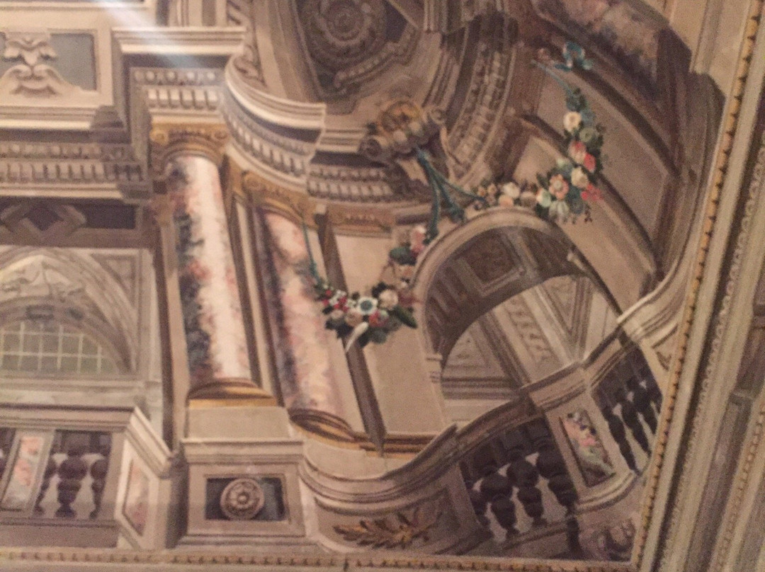Palazzo Brunetti Candiotti-福利尼奥必去景点