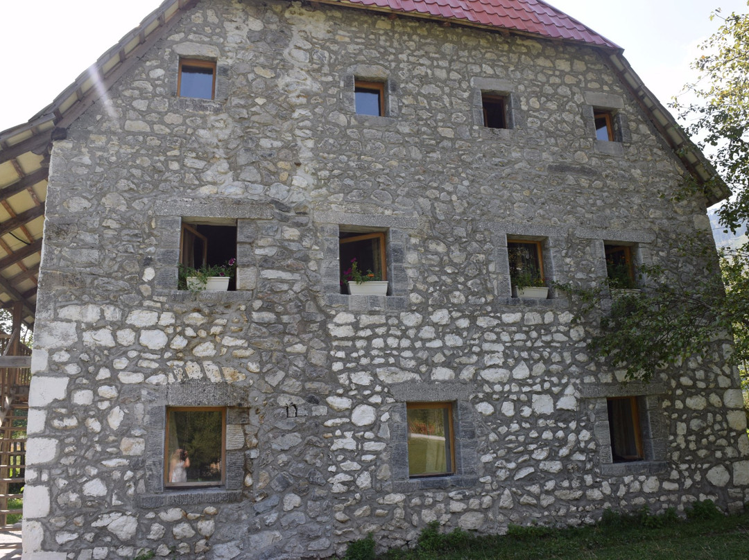 Jezerca Guesthouse