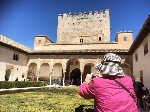 Viajes Alhambra - Granavisión-格拉纳达必去景点