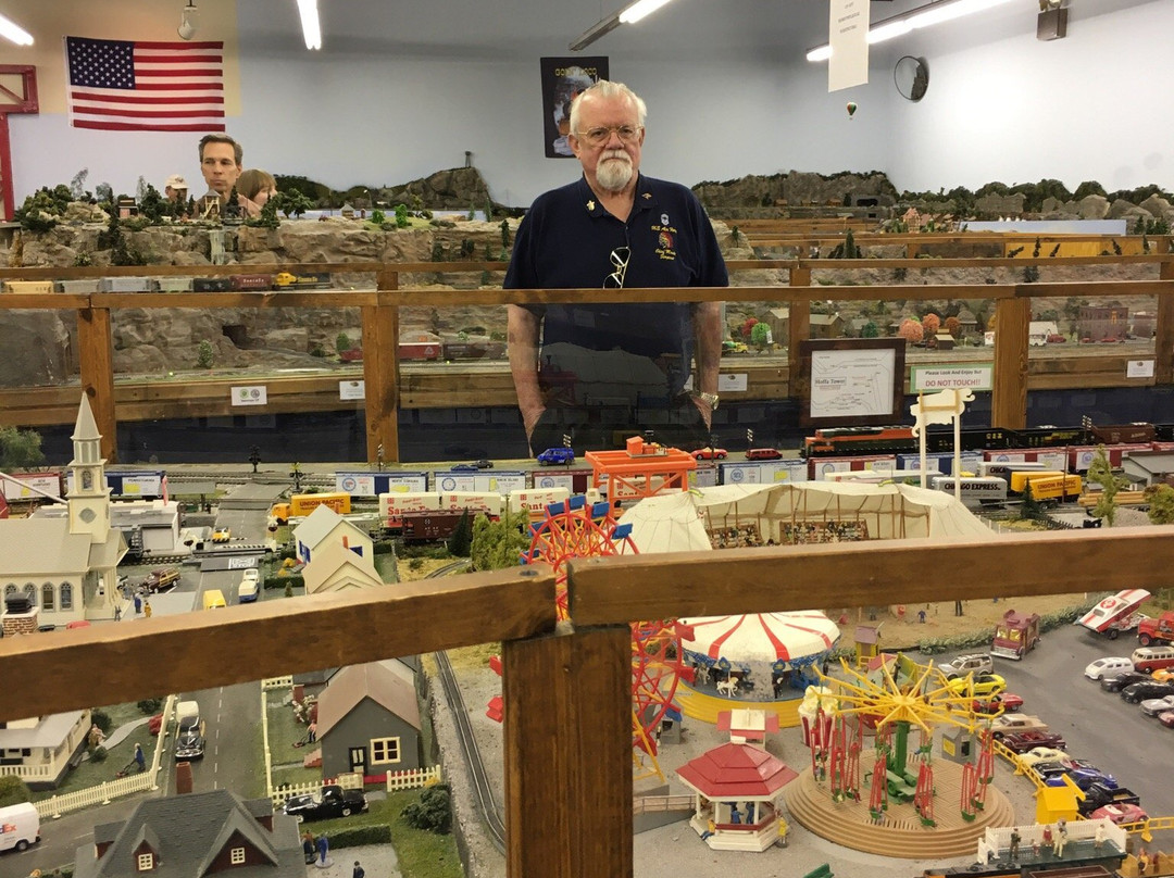 Model Railroad Exhibit by Crossville Model Railroad Club-Crossville必去景点