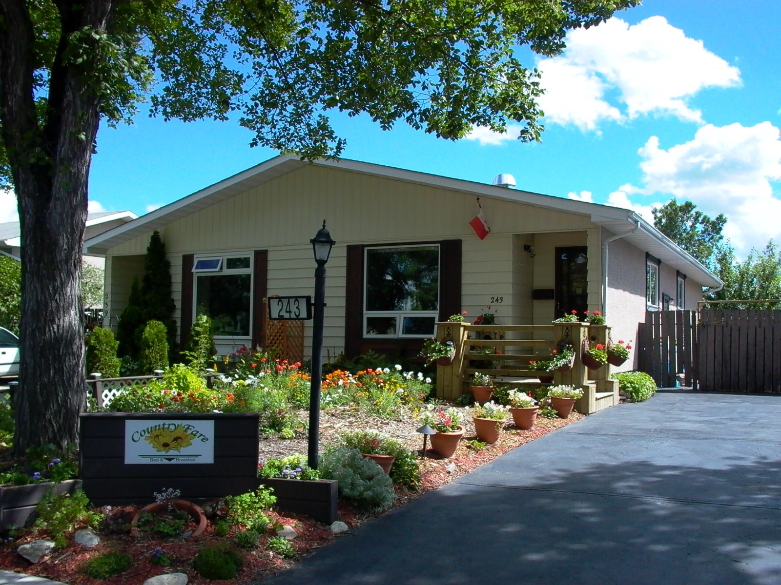 Country Fare Bed & Breakfast-官方