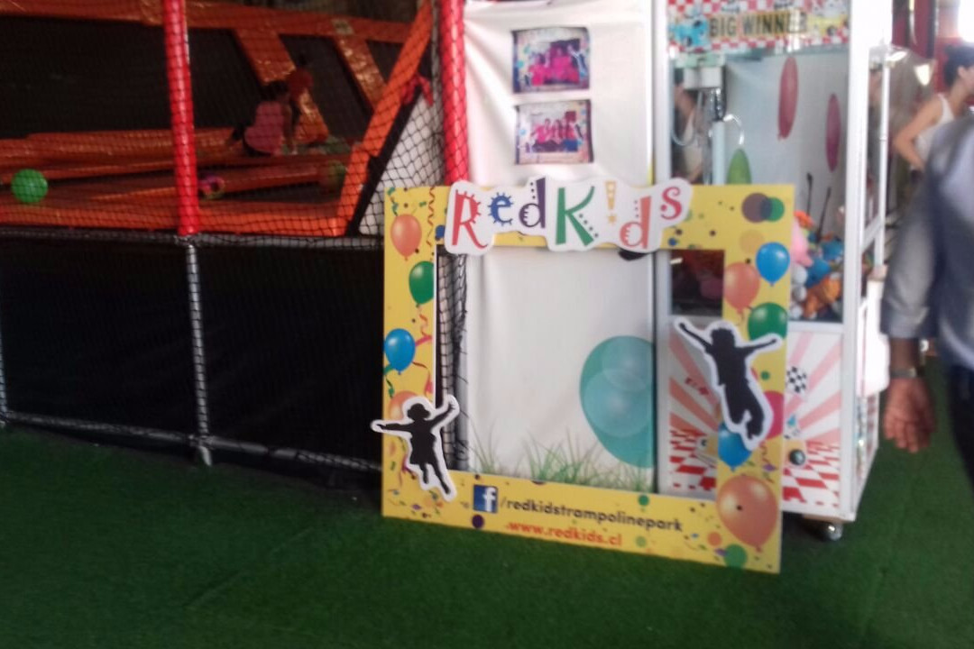 RedKids Trampoline Park景点图片