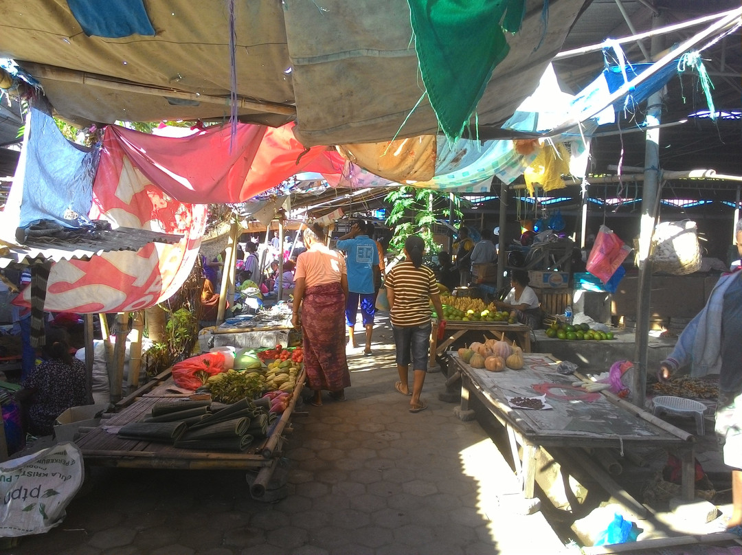 Alok Market景点图片