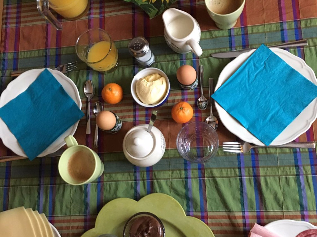 Maison d'hotes La Mirabelle主图