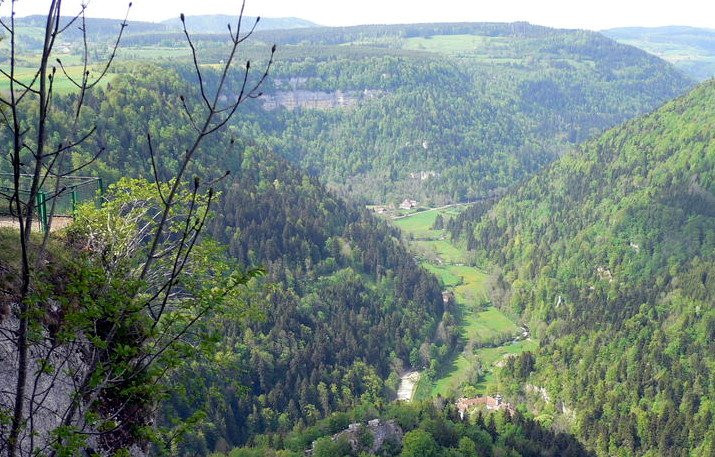 Belvédère de la Roche du Prêtre景点图片