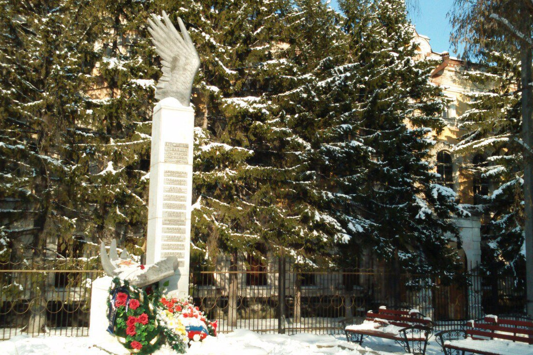 Stela to Died Cadets of Telecommunication College-托木斯克必去景点