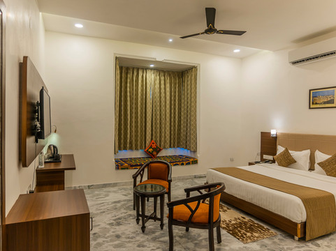 Arista Luxury Resort