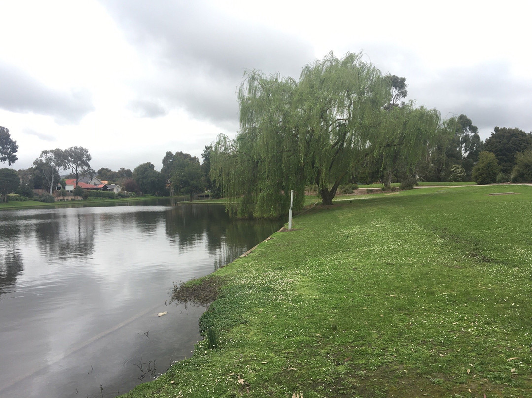 Sutton Lake景点图片