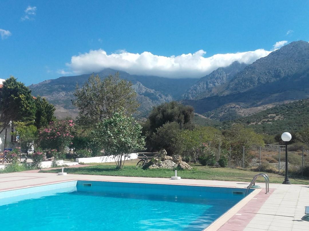 Studios - Hotel Villa Yliessa