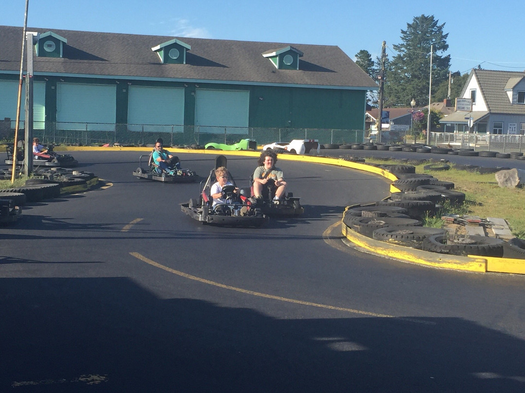 Go Karts and Krazy Kars景点图片