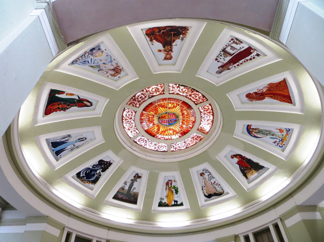 The Royal Victoria Arcade-赖德必去景点