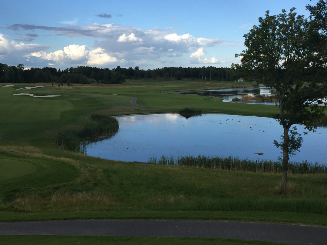 Bro Hof Slott Golfbanor-Bro必去景点