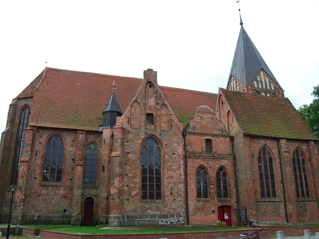 Pfarrkirche St. Jakob Und St. Dionysius景点图片