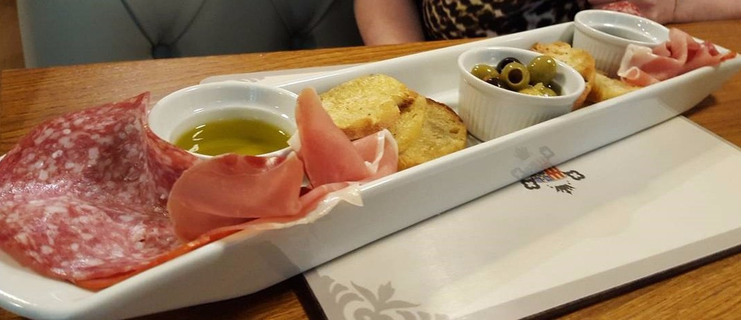 Broompark餐馆和美食-Food at The Kingslodge Inn