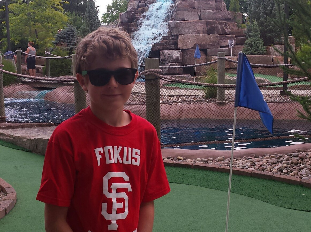 Village Dunnd's | Minigolf Chelsea-Chelsea必去景点