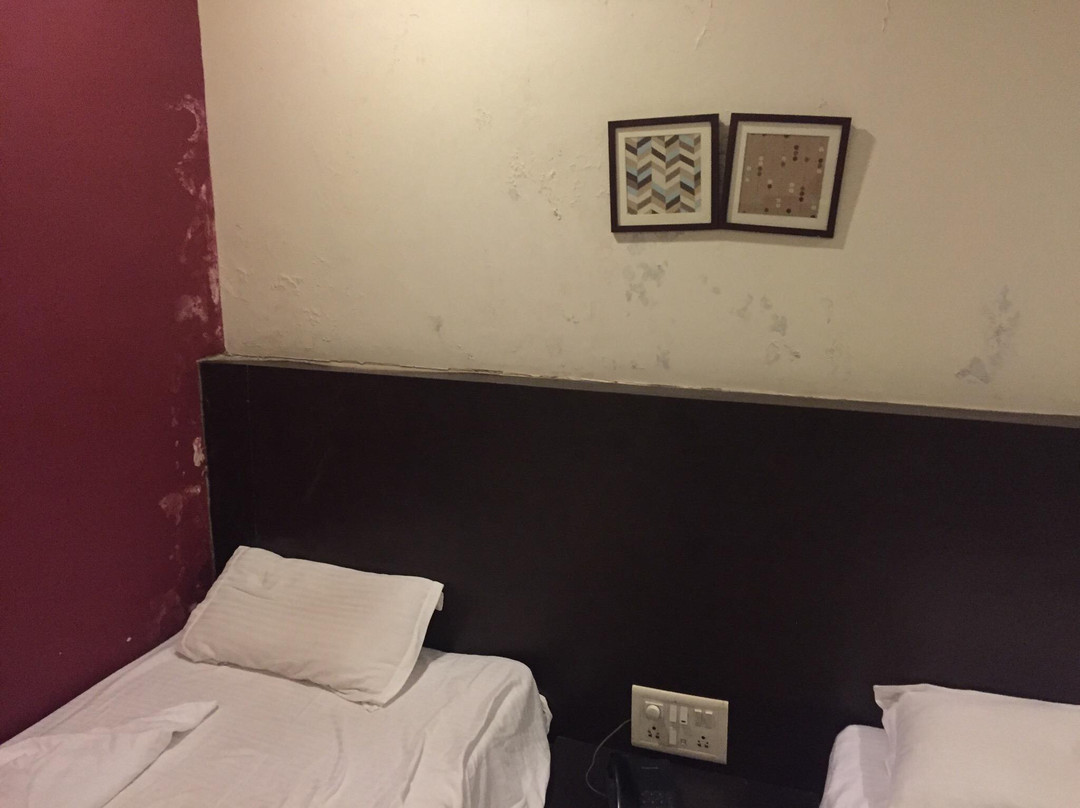 Hotel Orange Tree主图