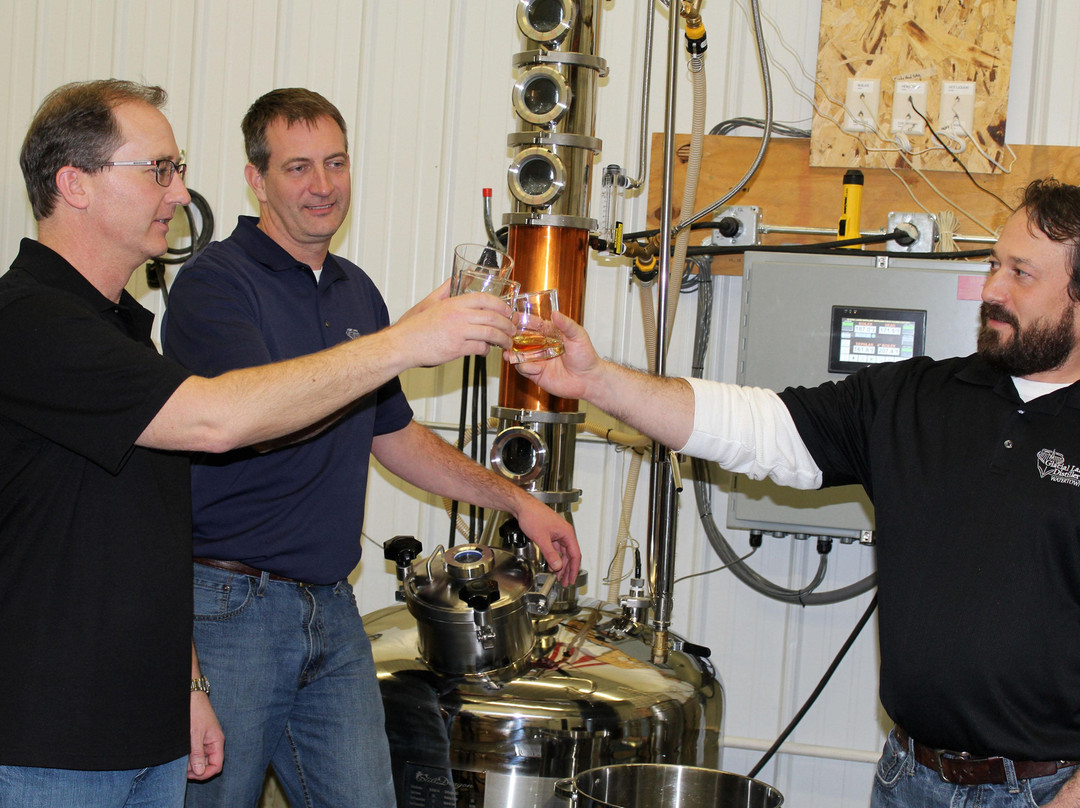 Glacial Lakes Distillery-沃特敦必去景点