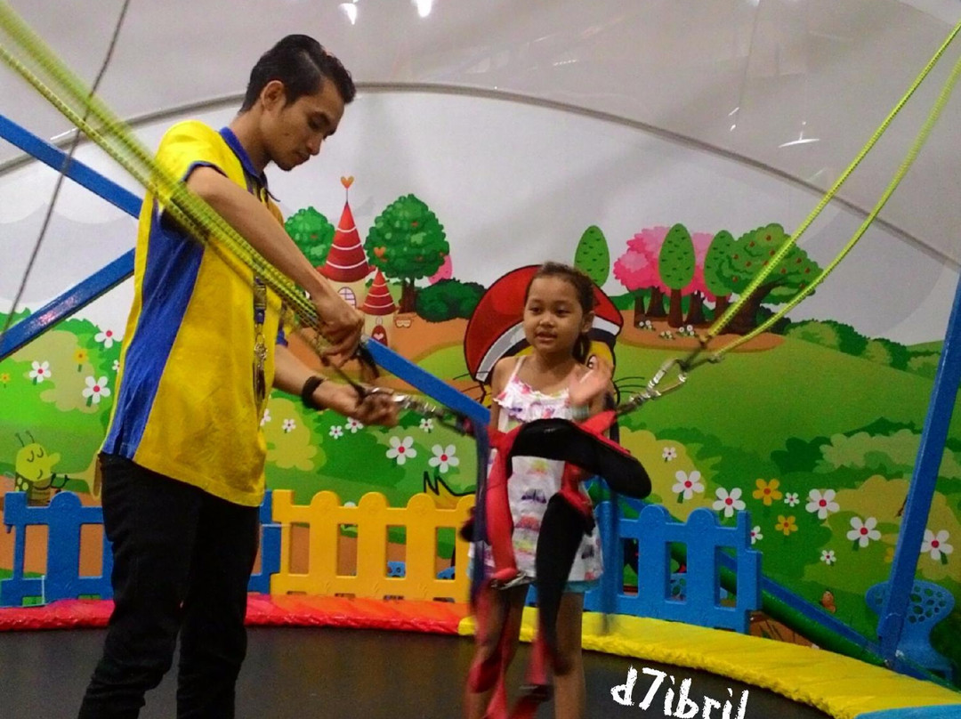 Lollipop's Playland and Cafe-坦格朗必去景点