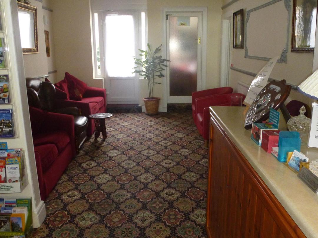 Whitehall Guest House主图