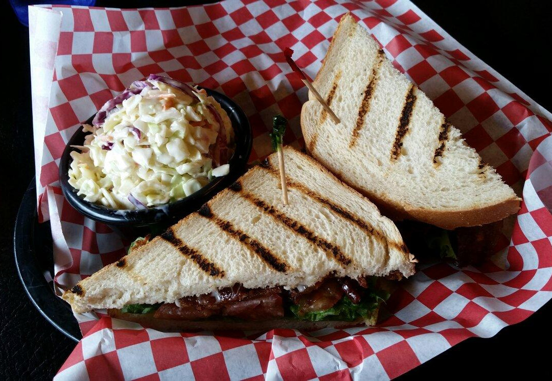 Hole In The Wall Bbq