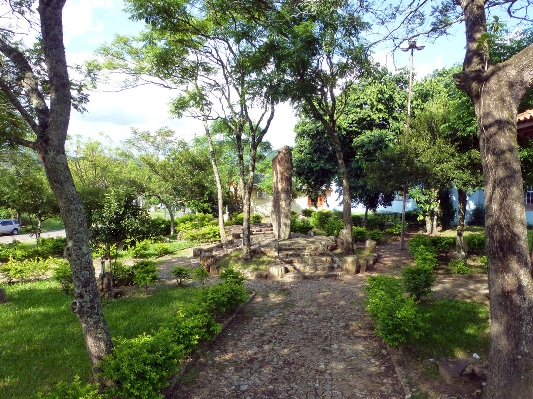 Praça Nossa Senhora da Medianeira景点图片