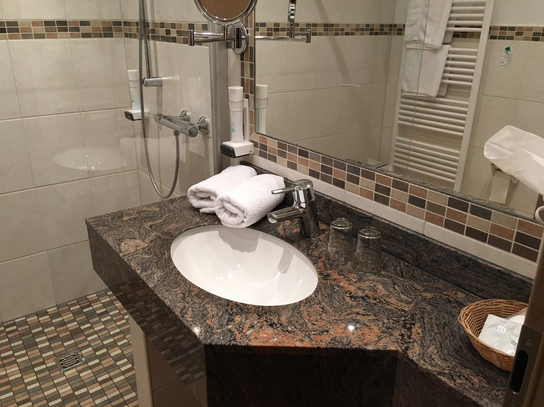 Hotel Zur Brucke主图