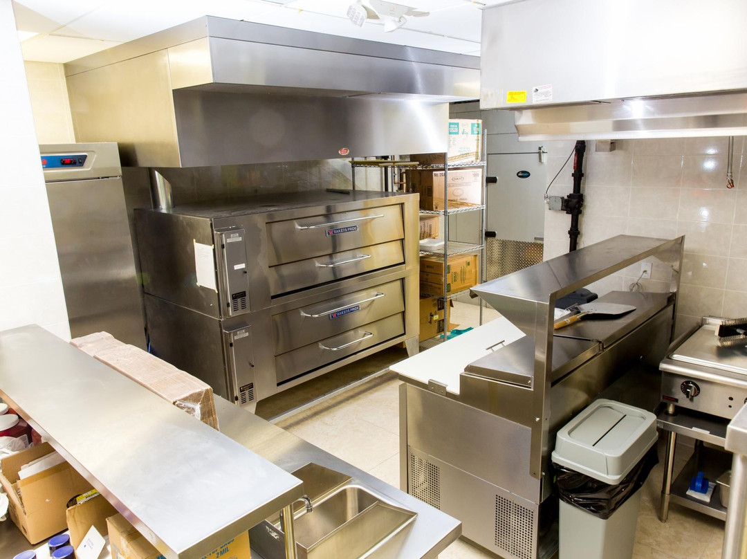 Flippo's-森赖斯必去景点