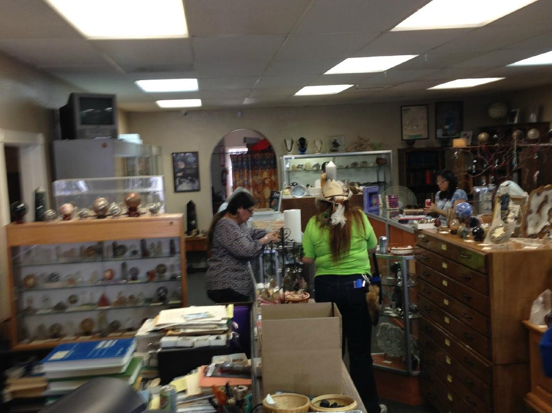 Nevada Mineral and Book Company-橘子郡必去景点